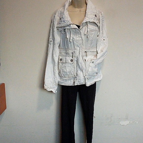 XL White Asymmetrical Zip-Up Jacket by Daytrip - Picture 15 of 15